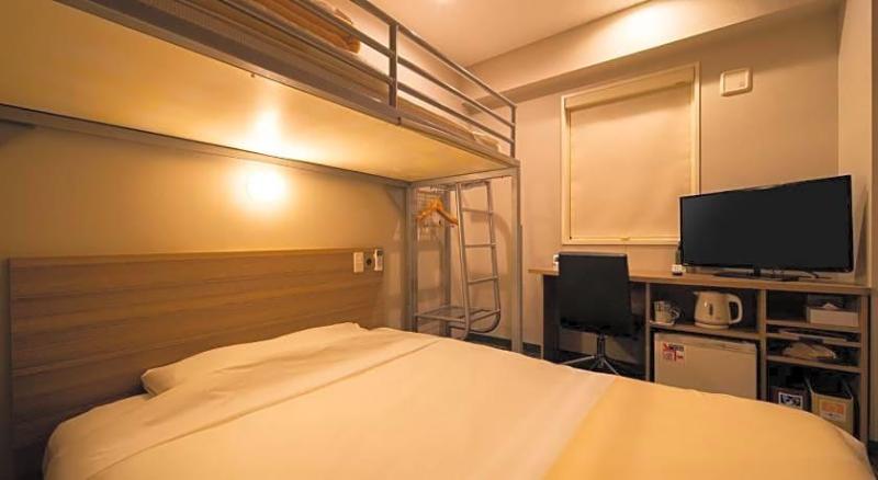 Super Hotel Shin Yokohama image