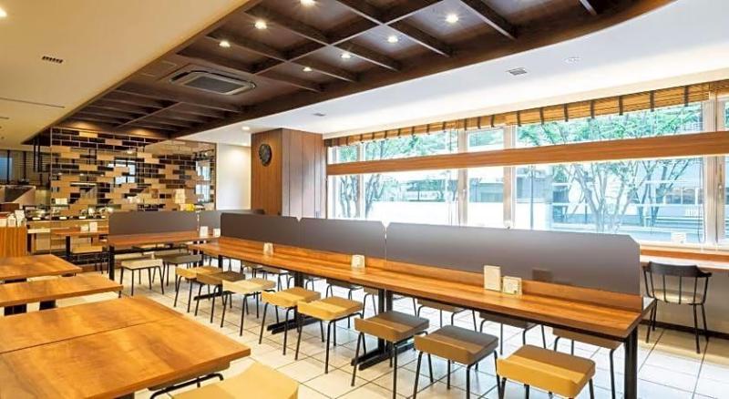 Super Hotel Shin Yokohama image