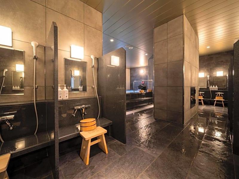 Super Hotel Shin Yokohama image