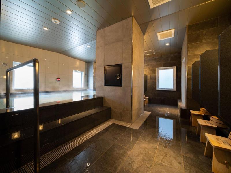 Super Hotel Shin Yokohama image