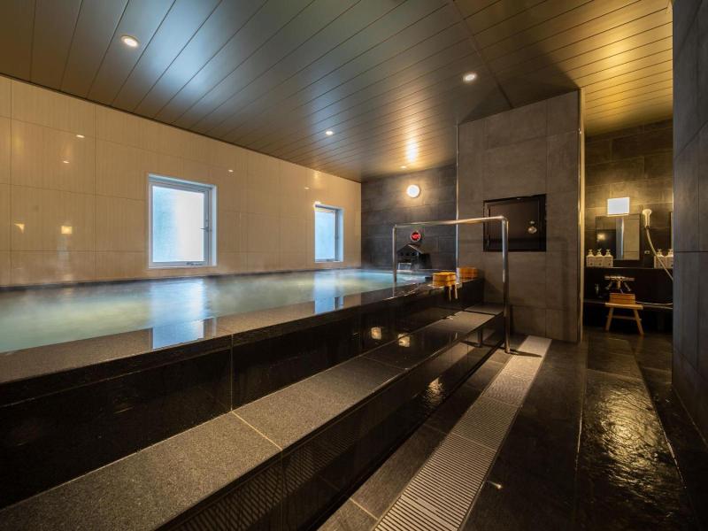 Super Hotel Shin Yokohama image