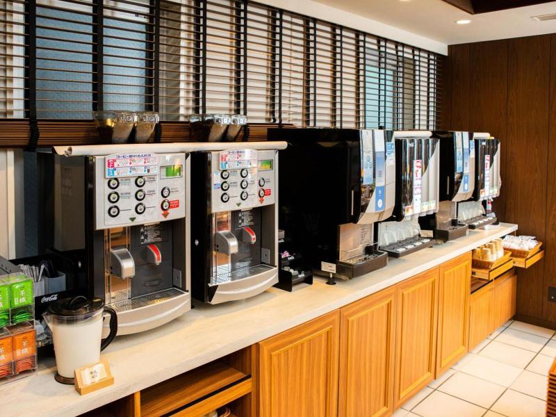 Super Hotel Shin Yokohama image