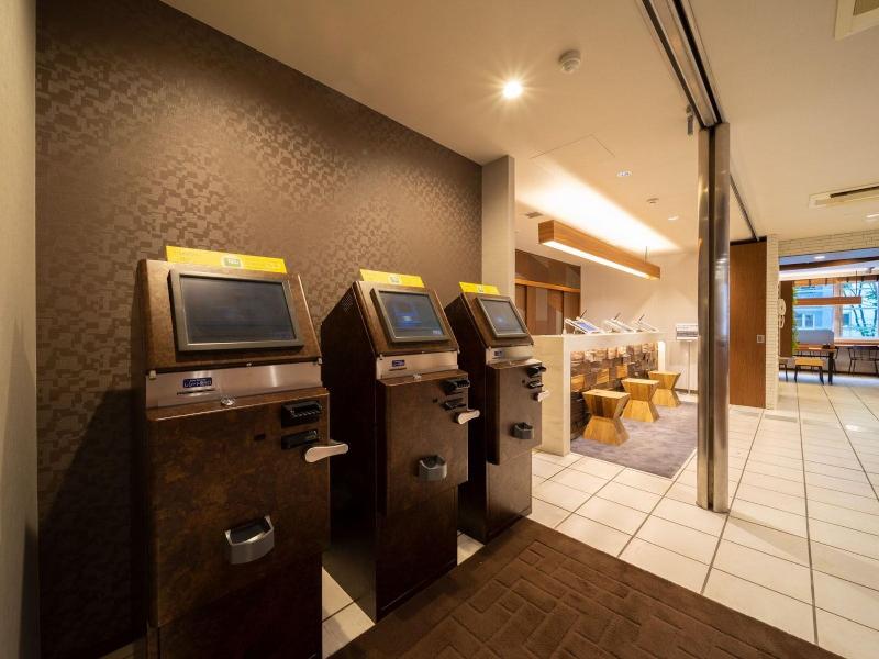 Super Hotel Shin Yokohama image