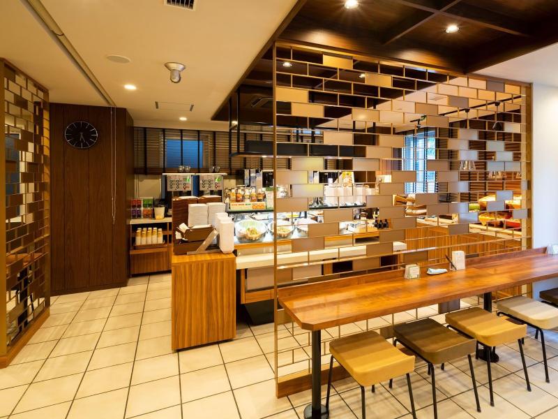 Super Hotel Shin Yokohama image