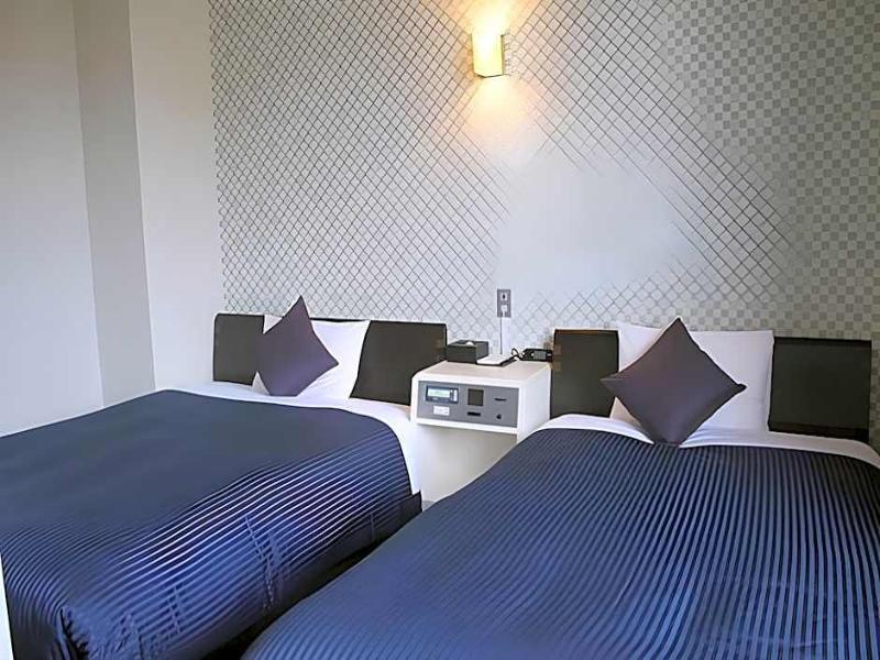 Hotel Livemax Kanazawa Idaimae image