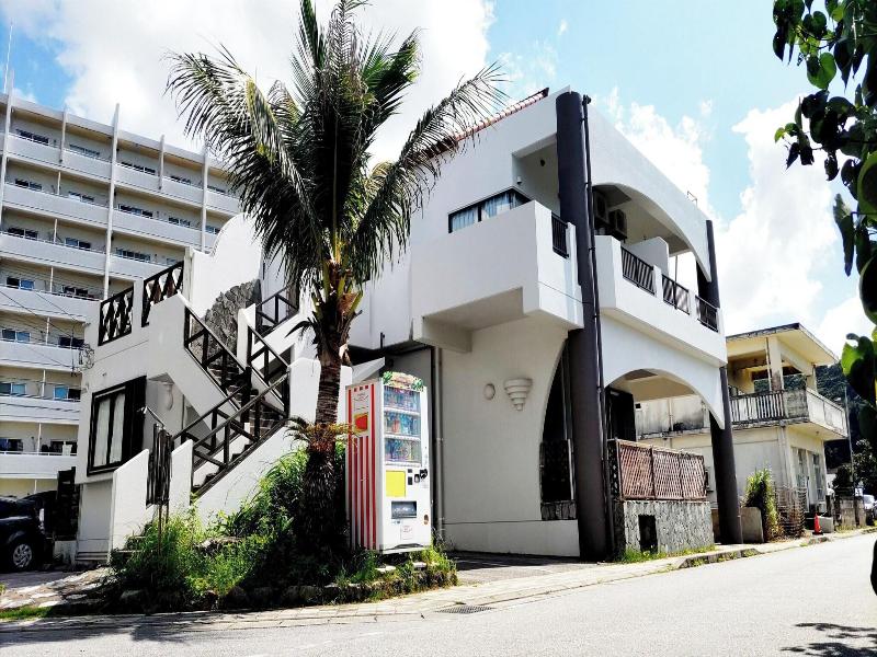 Kariyushi Condominium Resort Nago Sea Side House image