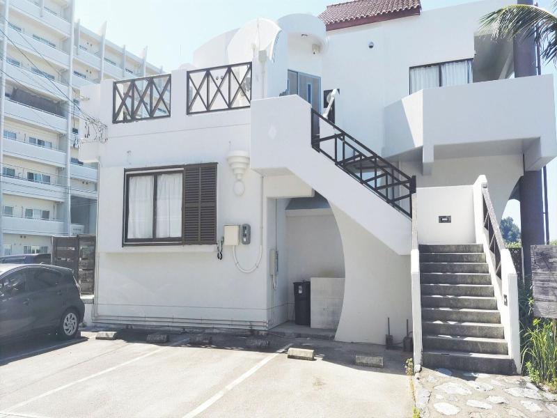 Kariyushi Condominium Resort Nago Sea Side House image
