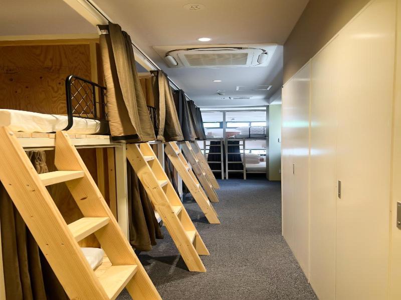 Dot Hotel Hangout image