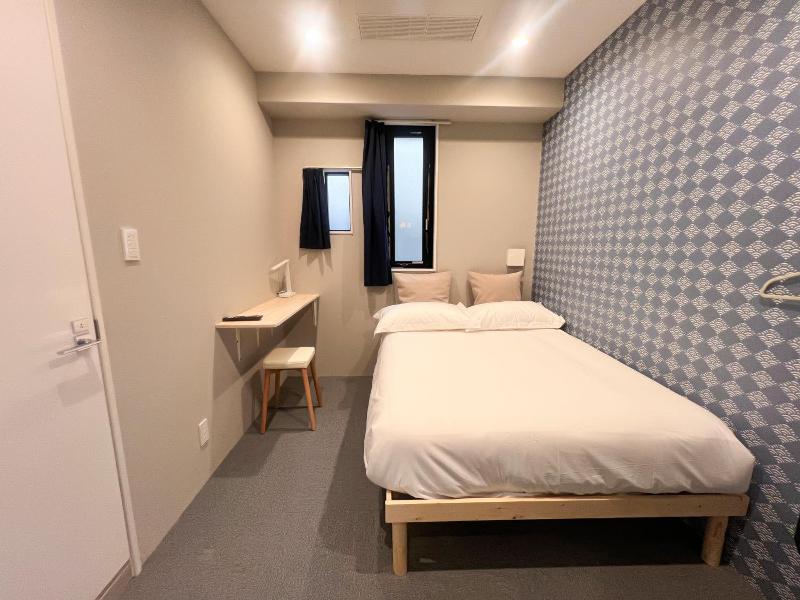Dot Hotel Hangout image