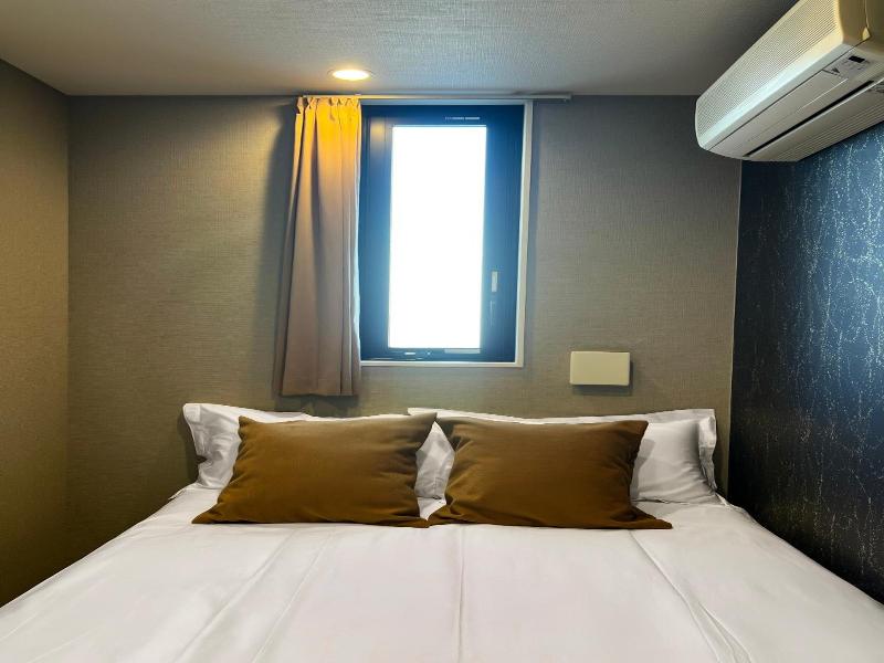 Dot Hotel Hangout image