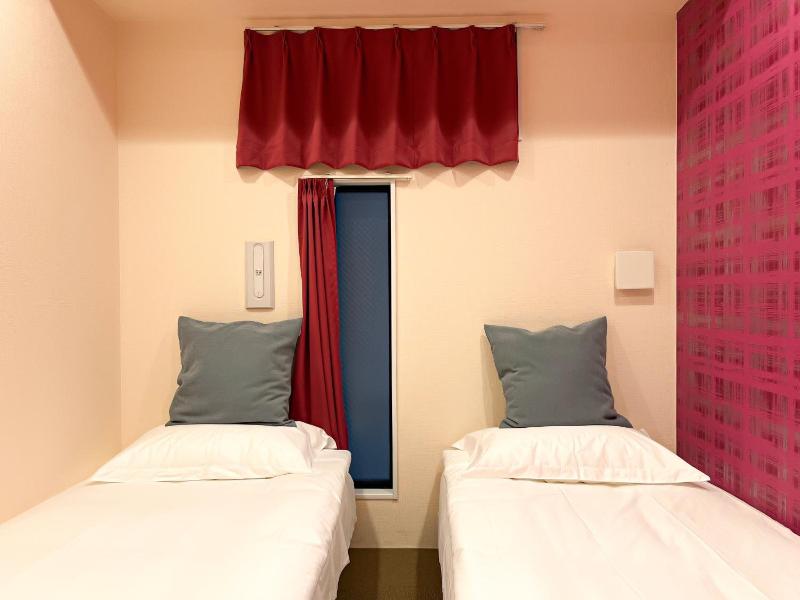 Dot Hotel Hangout image