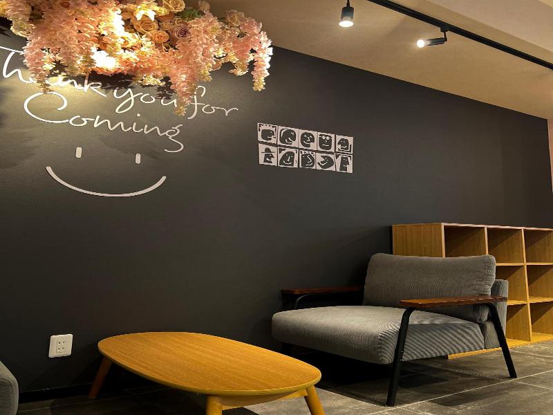 Dot Hotel Hangout image