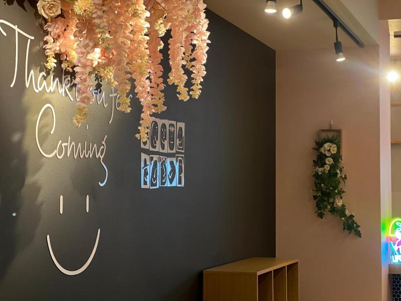 Dot Hotel Hangout image
