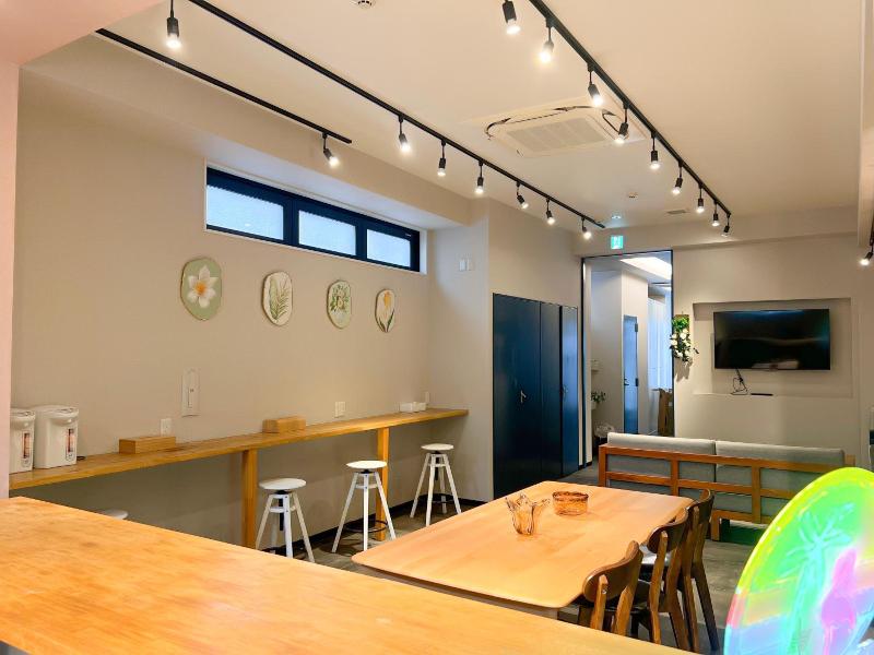 Dot Hotel Hangout image