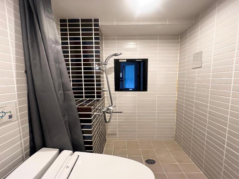 Dot Hotel Hangout image