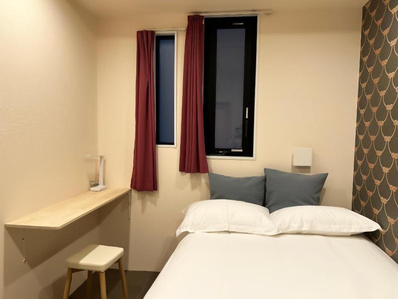 Dot Hotel Hangout image