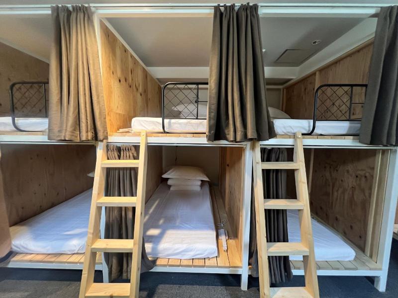 Dot Hotel Hangout image