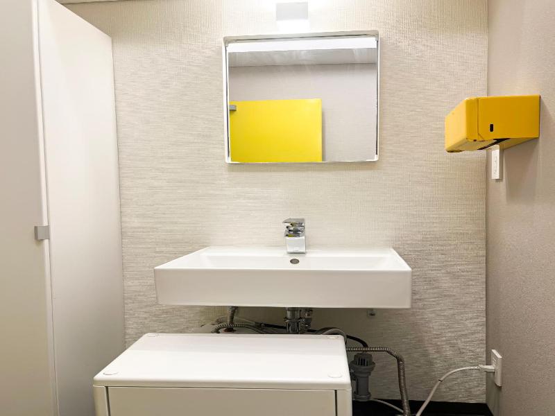 Dot Hotel Hangout image