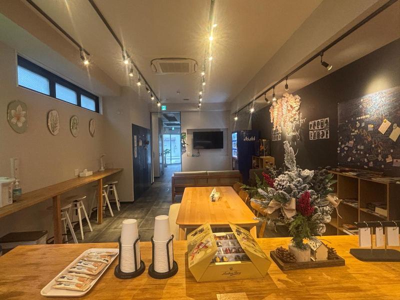 Dot Hotel Hangout image