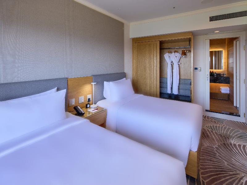 Crowne Plaza Okinawa Uruma Hills, an IHG Hotel image