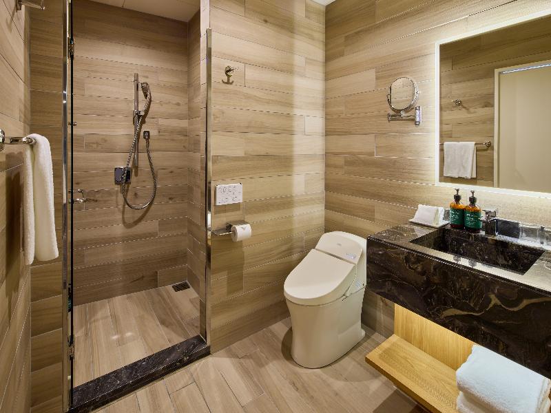 Crowne Plaza Okinawa Uruma Hills, an IHG Hotel image