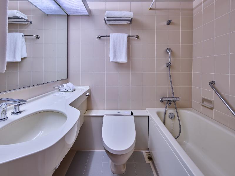 Crowne Plaza Okinawa Uruma Hills, an IHG Hotel image