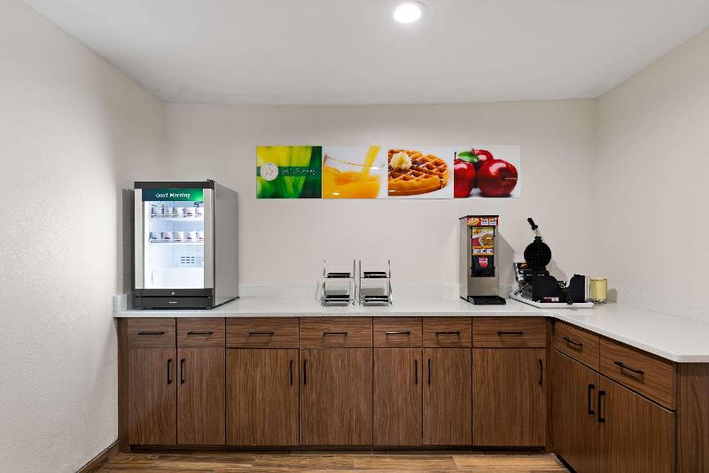 Quality Suites Wildwood - The Villages image
