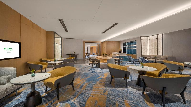Holiday Inn Qinhuangdao Haigang image