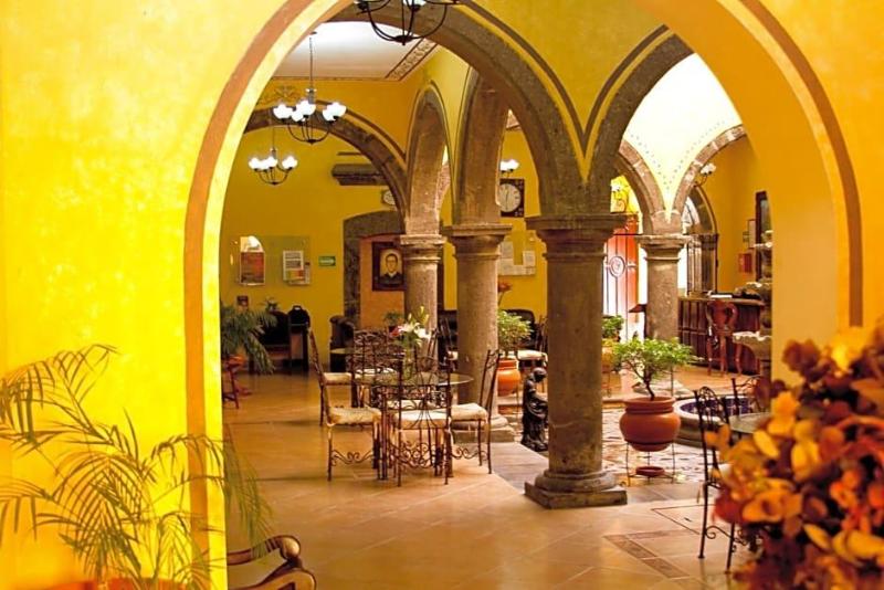 Casa Dulce María