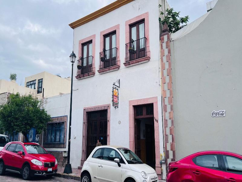 Cinco de Mayo Hotel image