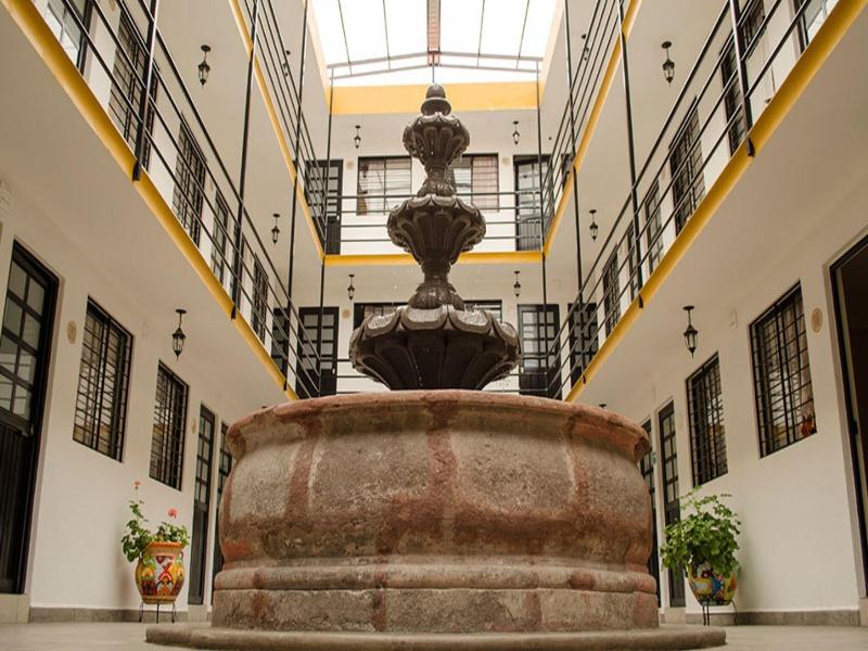 Cinco de Mayo Hotel image