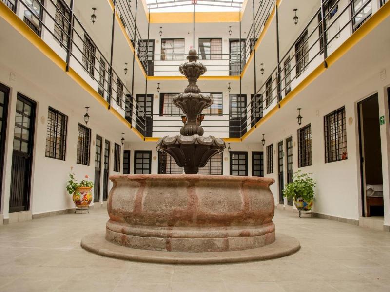 Cinco de Mayo Hotel image