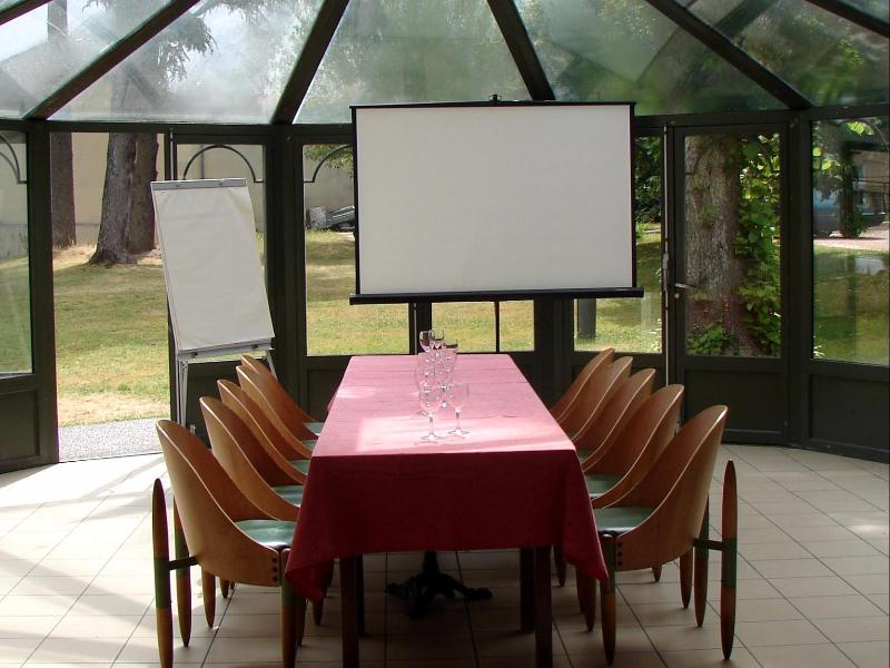 Logis Le Chateau Blanchard image