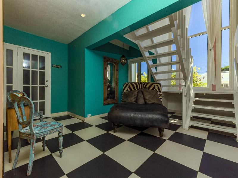 Modern Hotel Aruba image