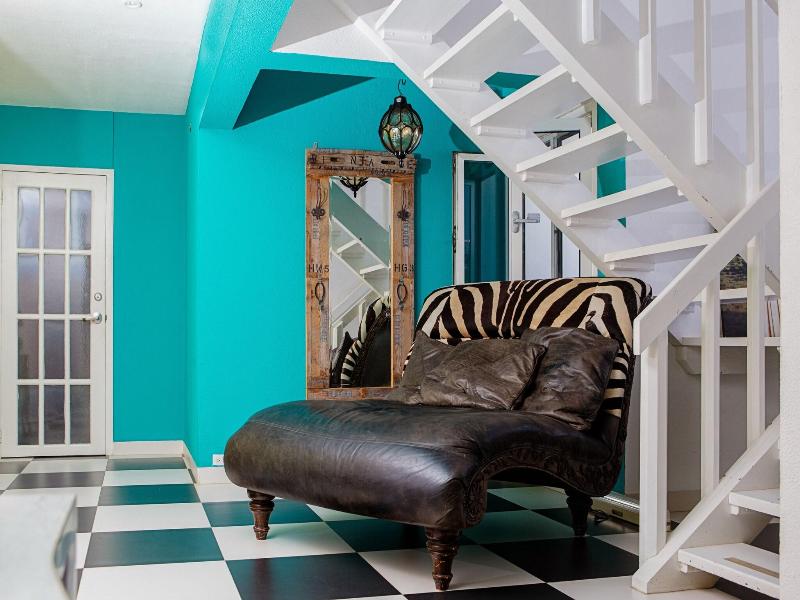 Modern Hotel Aruba image
