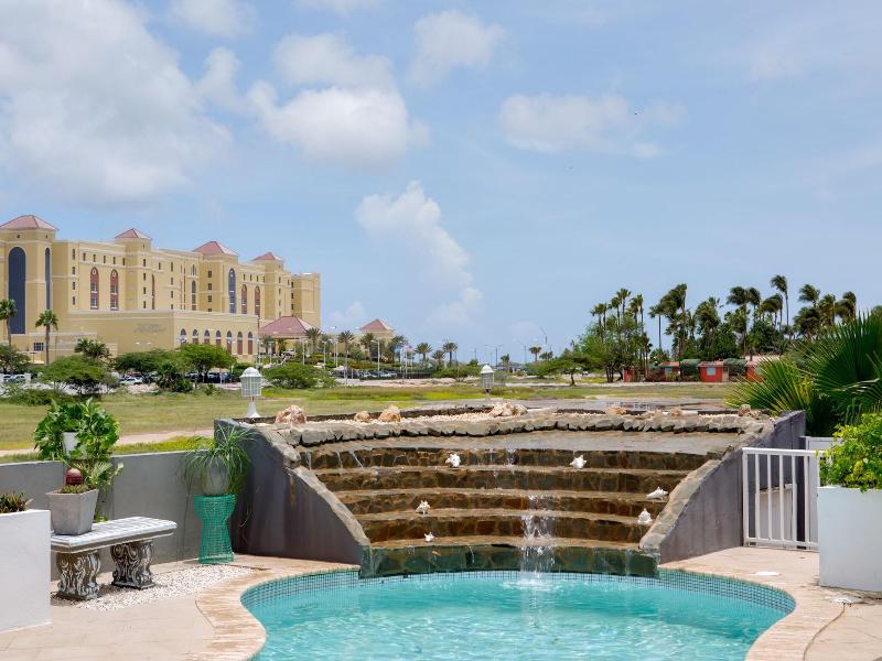 Modern Hotel Aruba image