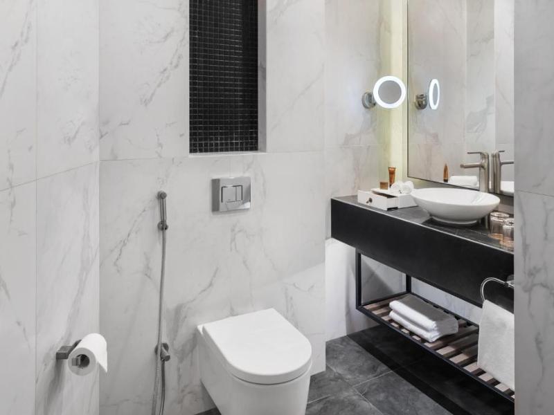 Paramount Hotel Midtown image
