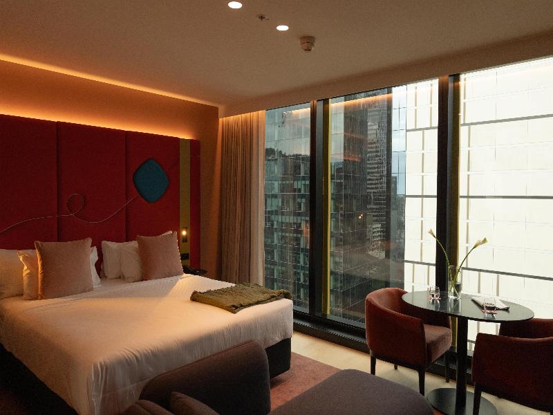 Quincy Hotel Melbourne image