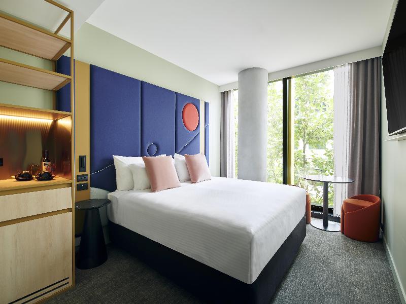 Quincy Hotel Melbourne image