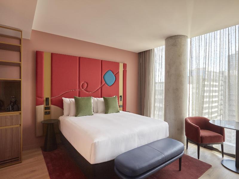 Quincy Hotel Melbourne image