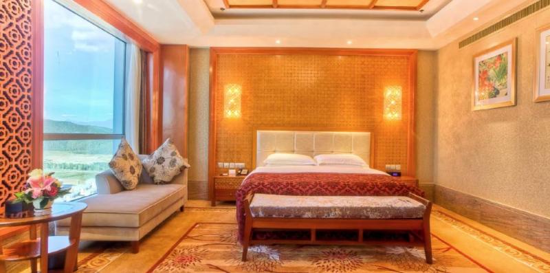 Empark Grand Hotel Tengchong image 4