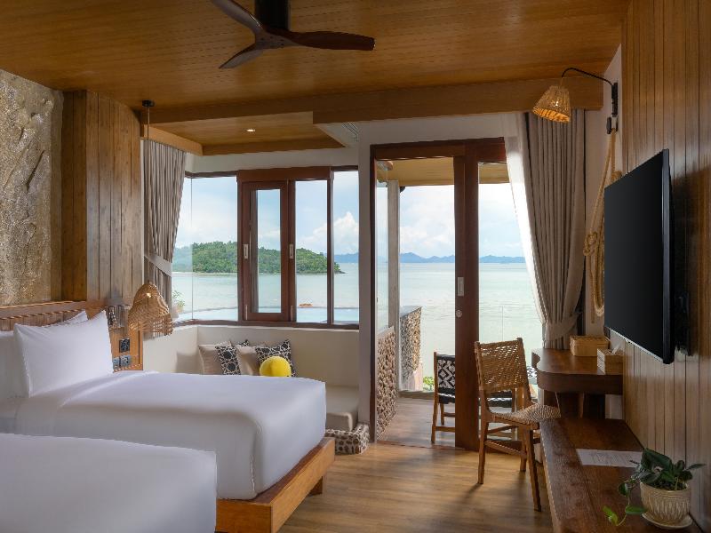 SINAE Phuket Luxury Hotel image