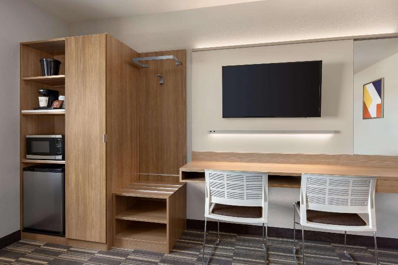 Microtel Inn & Suites by Wyndham Gambrills image