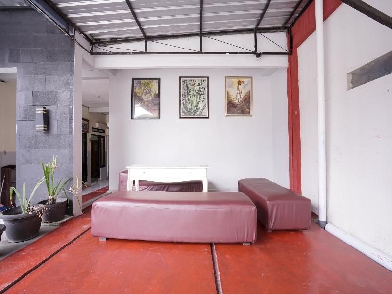 Hotel O Seturan Near Hartono Mall Yogyakarta image