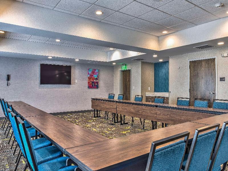 Hampton Inn & Suites Keene image
