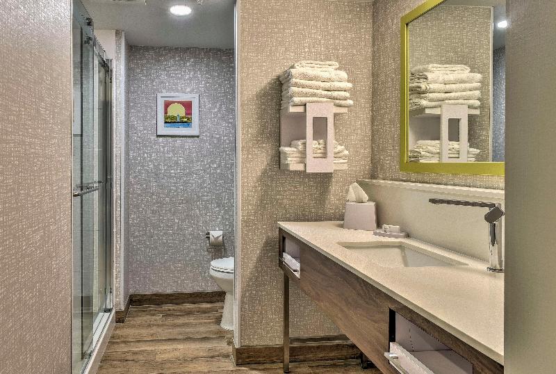 Hampton Inn & Suites Keene image