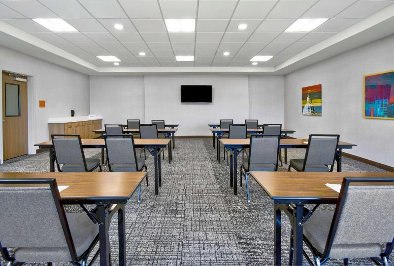 Home2 Suites by Hilton Whitestown Indianapolis NW image