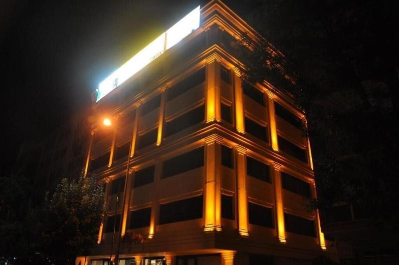 Golaz Suite image