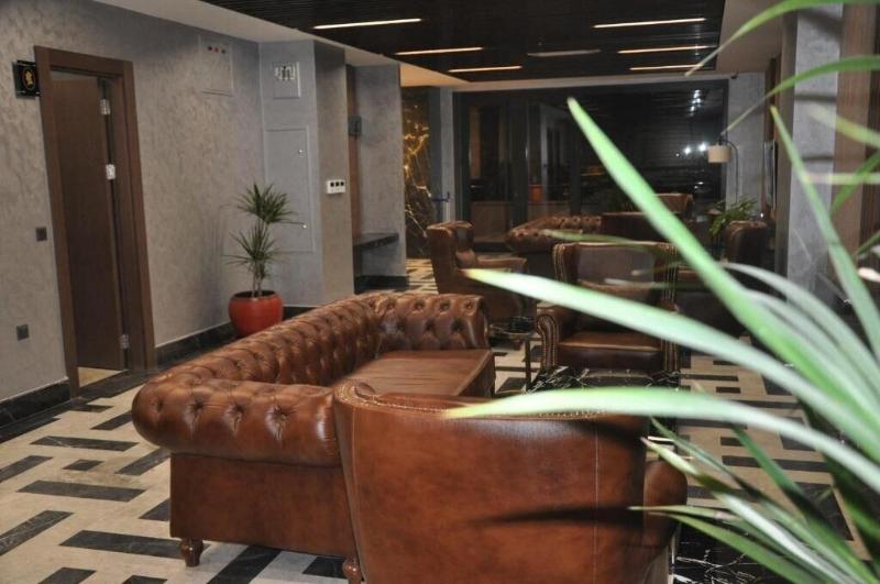 Golaz Suite image