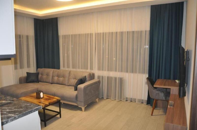 Golaz Suite image